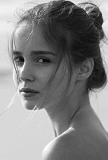 Alba Baptista