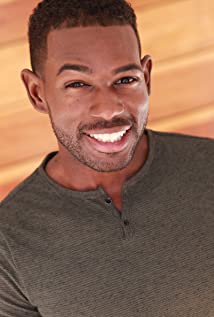 Donzell Lewis